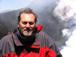 Alberto T. Caselli, investigador del Instituto de Investigación en Paleobiología y Geología.