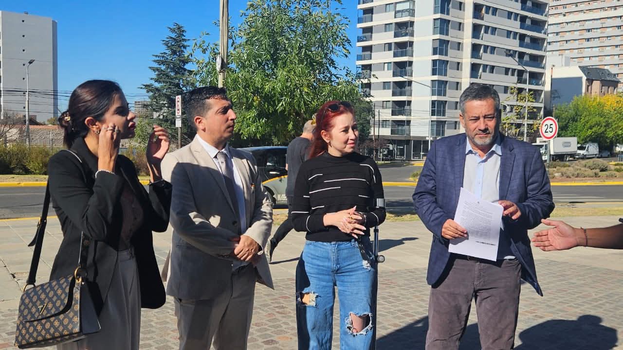 Imagen ilustrativa sobre el avance judicial en el caso de presunta mala praxis de Alison Calfunao.