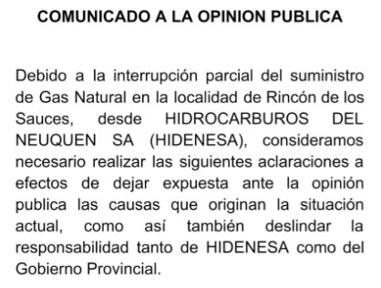 Trabajadores de HIDENESA en instalaciones de gas o tuberías.
