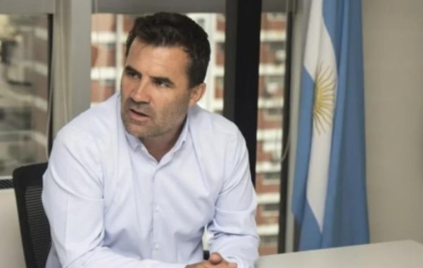 Darío Martínez, legislador provincial, en un evento.