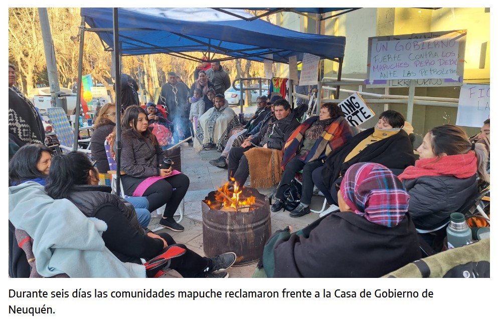 Durante seis días las comunidades mapuche reclamaron frente a la Casa de Gobierno de Neuquén.