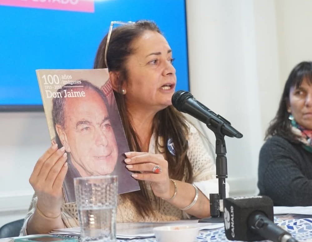 Fany Mansilla durante una entrevista sobre educación pública en Neuquén.