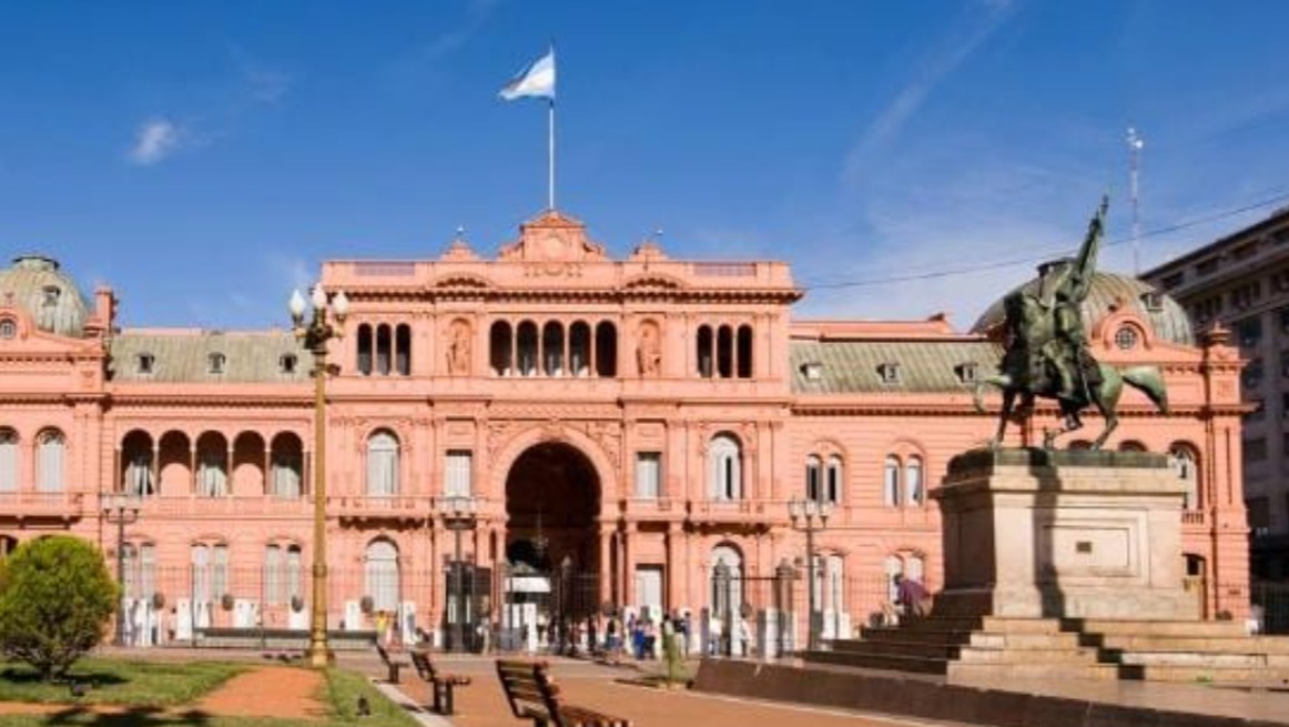 Imagen institucional vinculada al debate sobre las privatizaciones en Argentina.