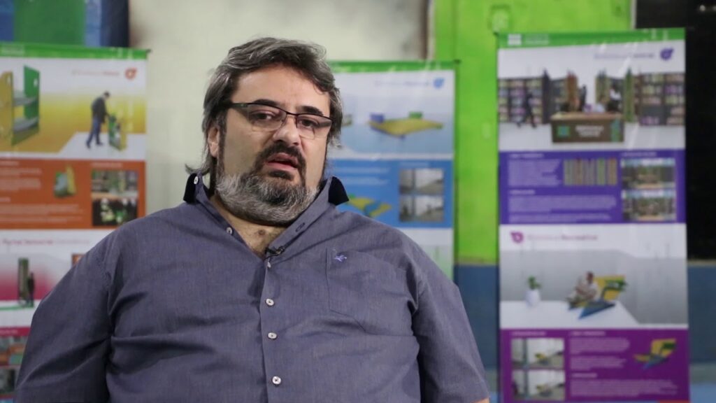 Gustavo Galli durante una entrevista en el programa Territorio Educativo de ATEN.