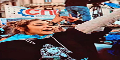 Jesica Rioseco en la marcha de apoyo a Cristina Kirchner.