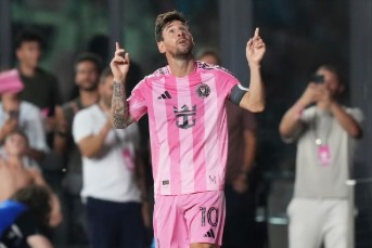 Lionel Messi festejando un gol con la camiseta del Inter Miami.