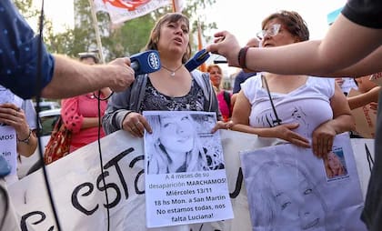 Movilización en las calles de Neuquén exigiendo la aparición de Luciana Muñoz.