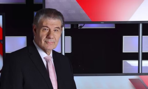 Víctor Hugo Morales en una imagen de televisión o en un estudio.